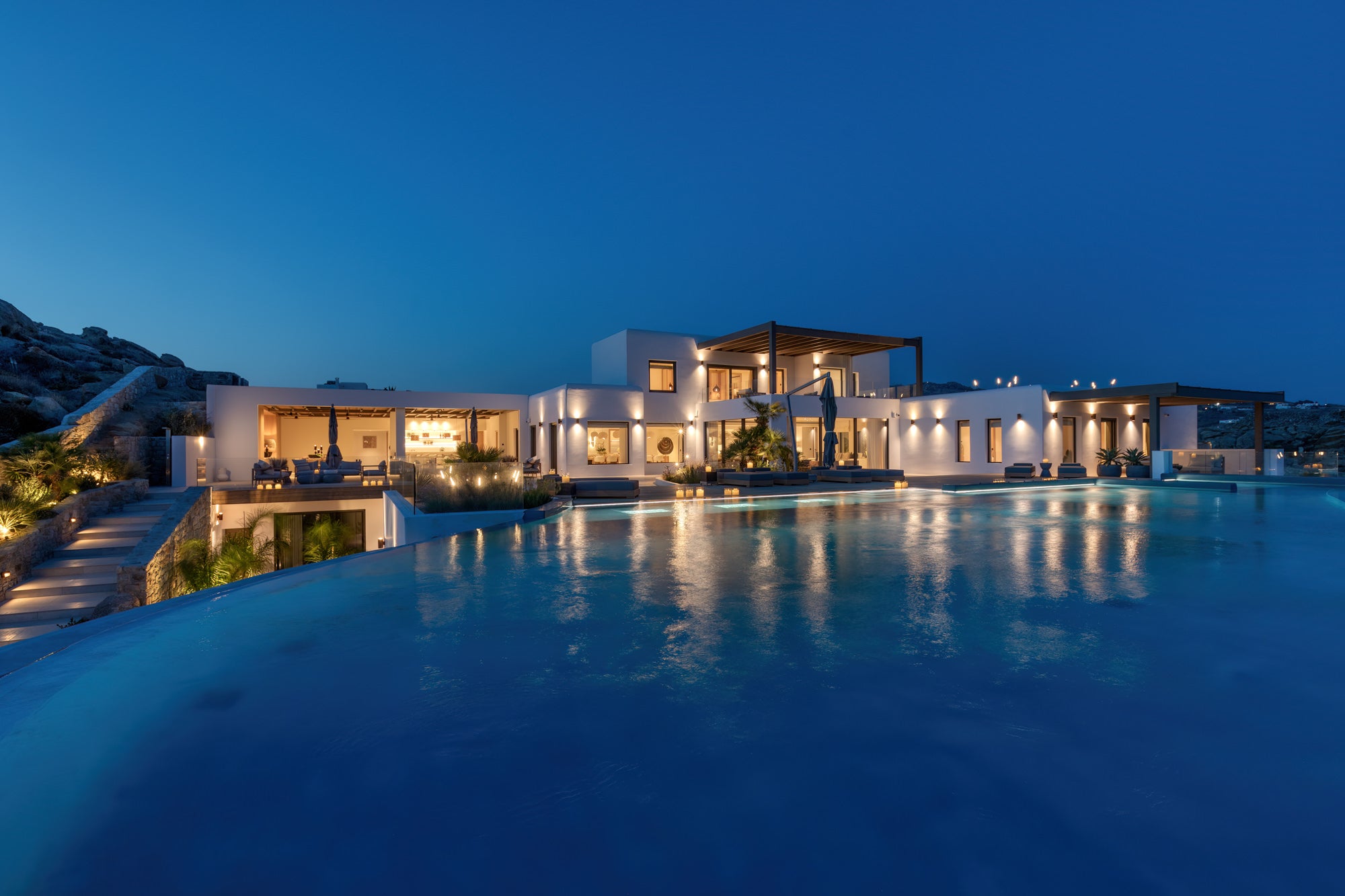 Lithos Villa