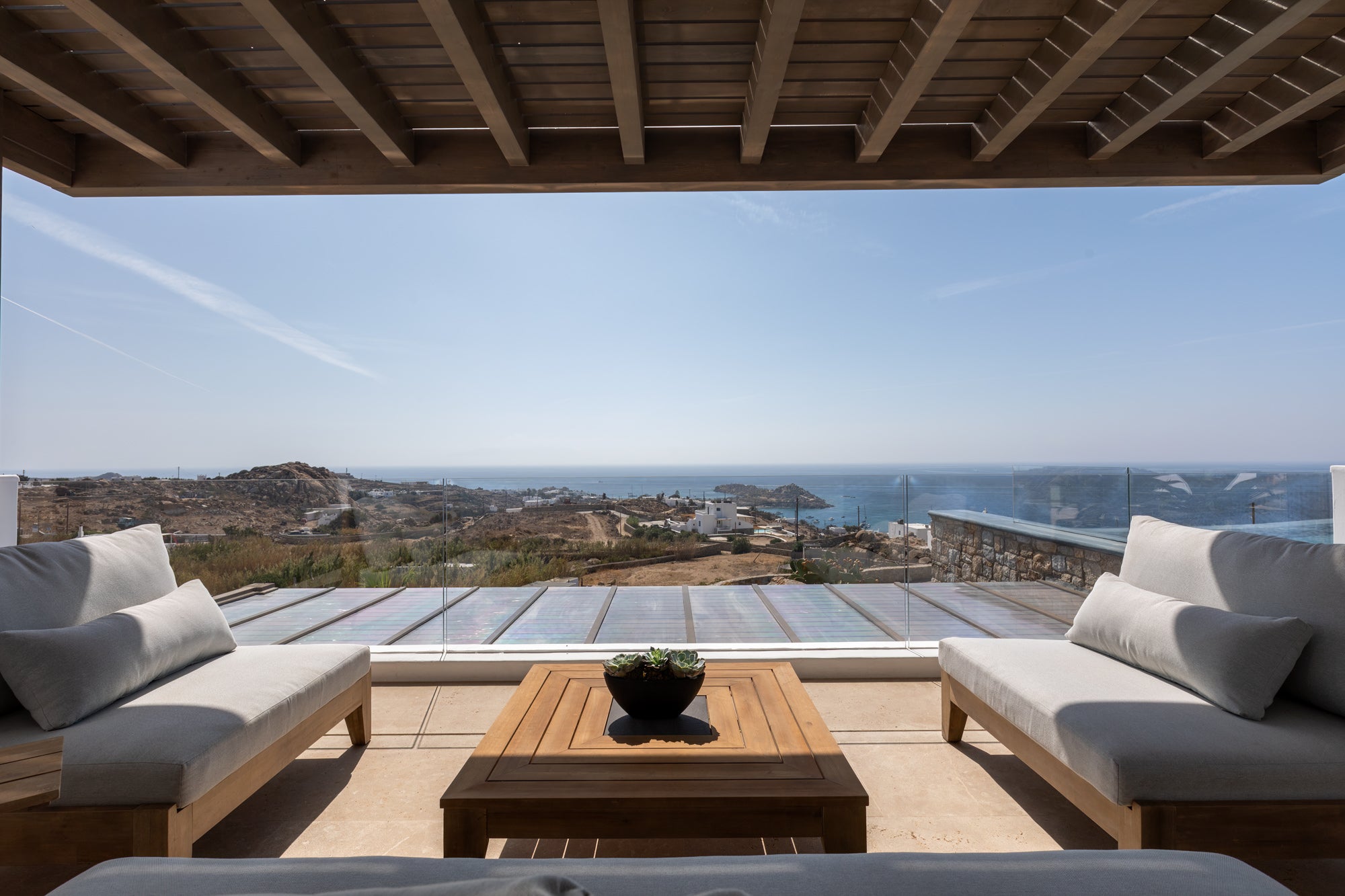 Lithos Villa