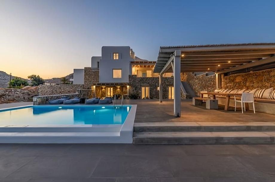 Waterfront Villa Angelika/Pink Pelikan Privatepool