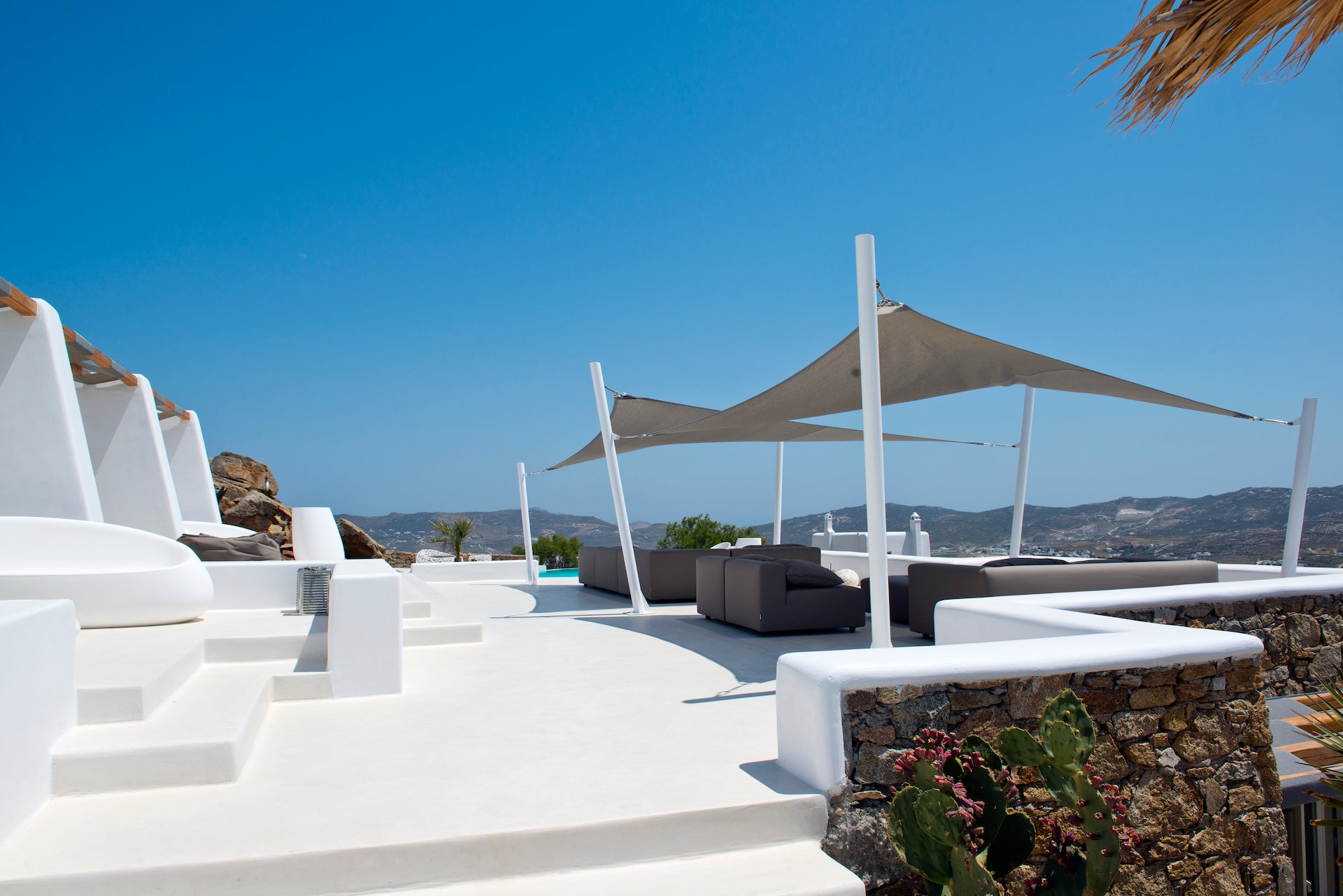 Amoria Suite