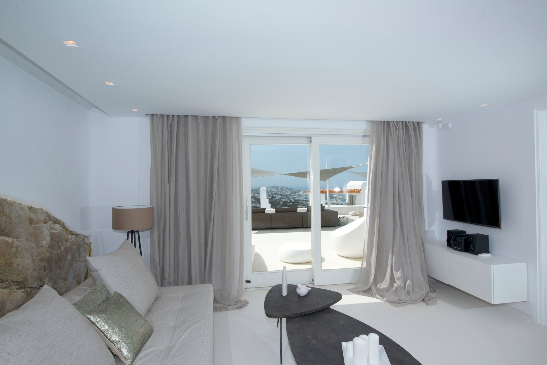 Amoria Suite
