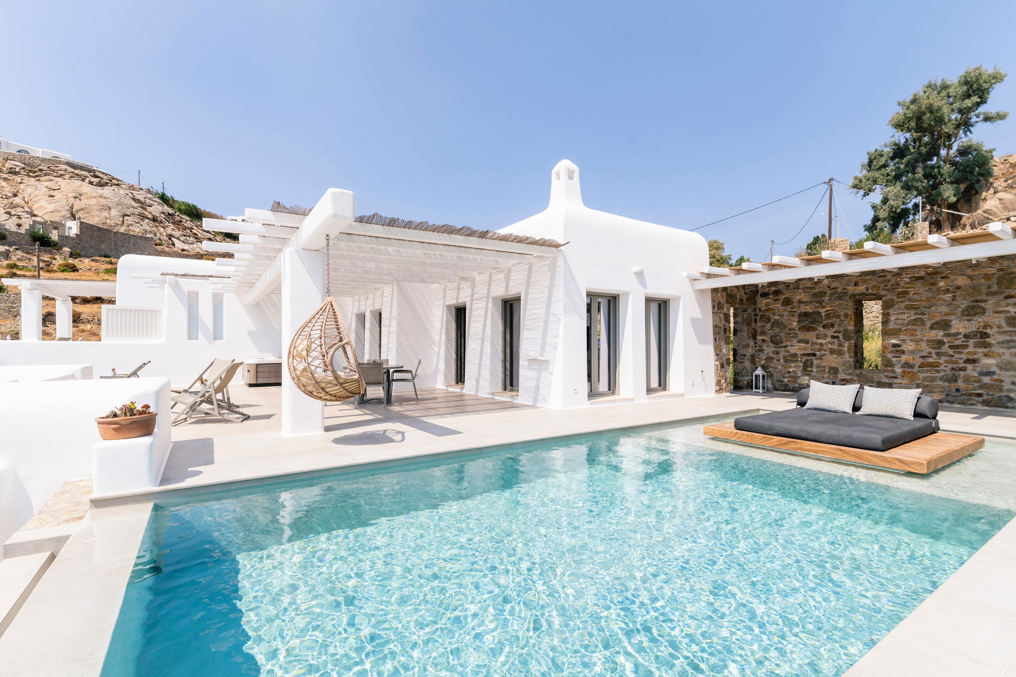 Villa Camelia 1 - Psarou - Private Pool &amp; Jacuzzi